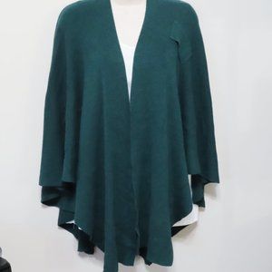 New without tag Parkhurst Canada women shawl with loop holds the wrap in place